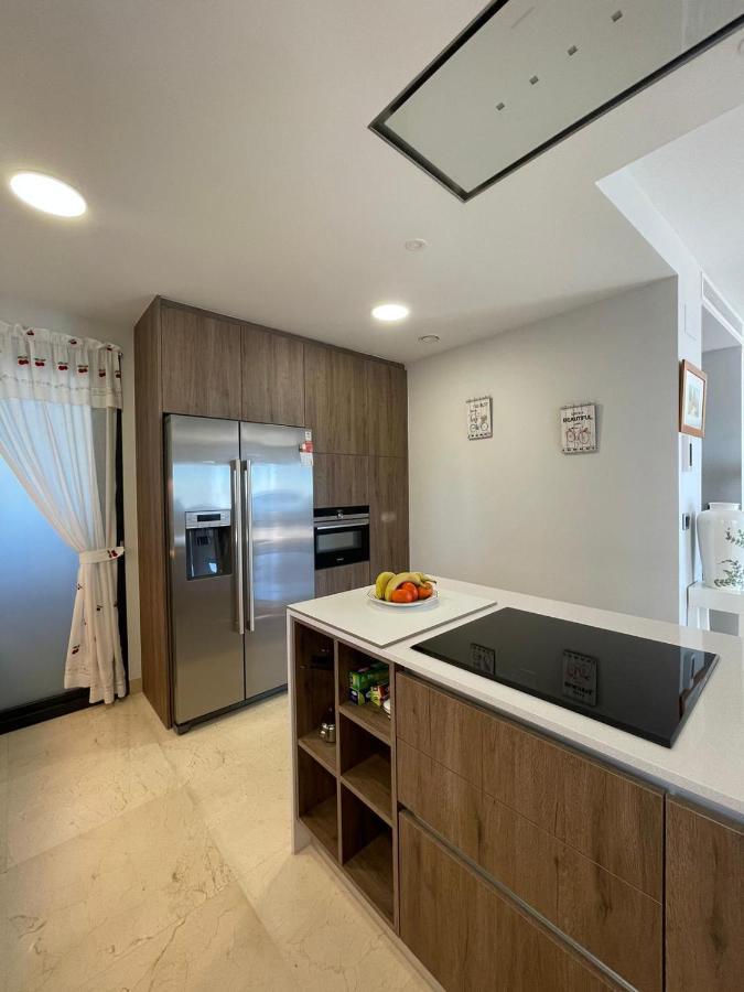 דירות Sunset Waves Benidorm Julieta Vistas Al Mar Premium 200 Mt2 Con Jacuzzi En Terraza מראה חיצוני תמונה
