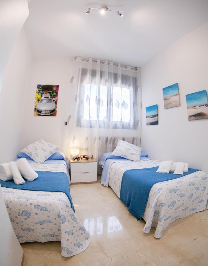 דירות Sunset Waves Benidorm Julieta Vistas Al Mar Premium 200 Mt2 Con Jacuzzi En Terraza מראה חיצוני תמונה