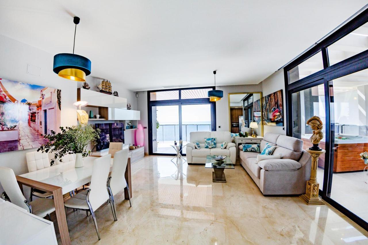דירות Sunset Waves Benidorm Julieta Vistas Al Mar Premium 200 Mt2 Con Jacuzzi En Terraza מראה חיצוני תמונה