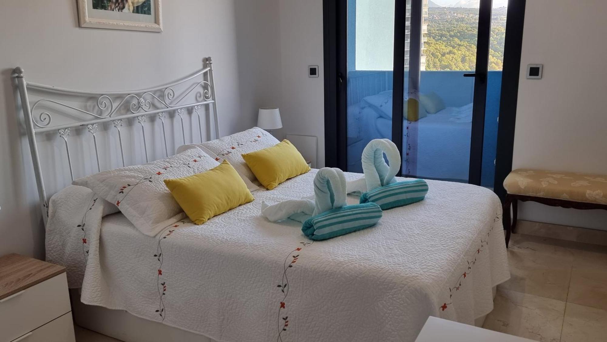 דירות Sunset Waves Benidorm Julieta Vistas Al Mar Premium 200 Mt2 Con Jacuzzi En Terraza מראה חיצוני תמונה